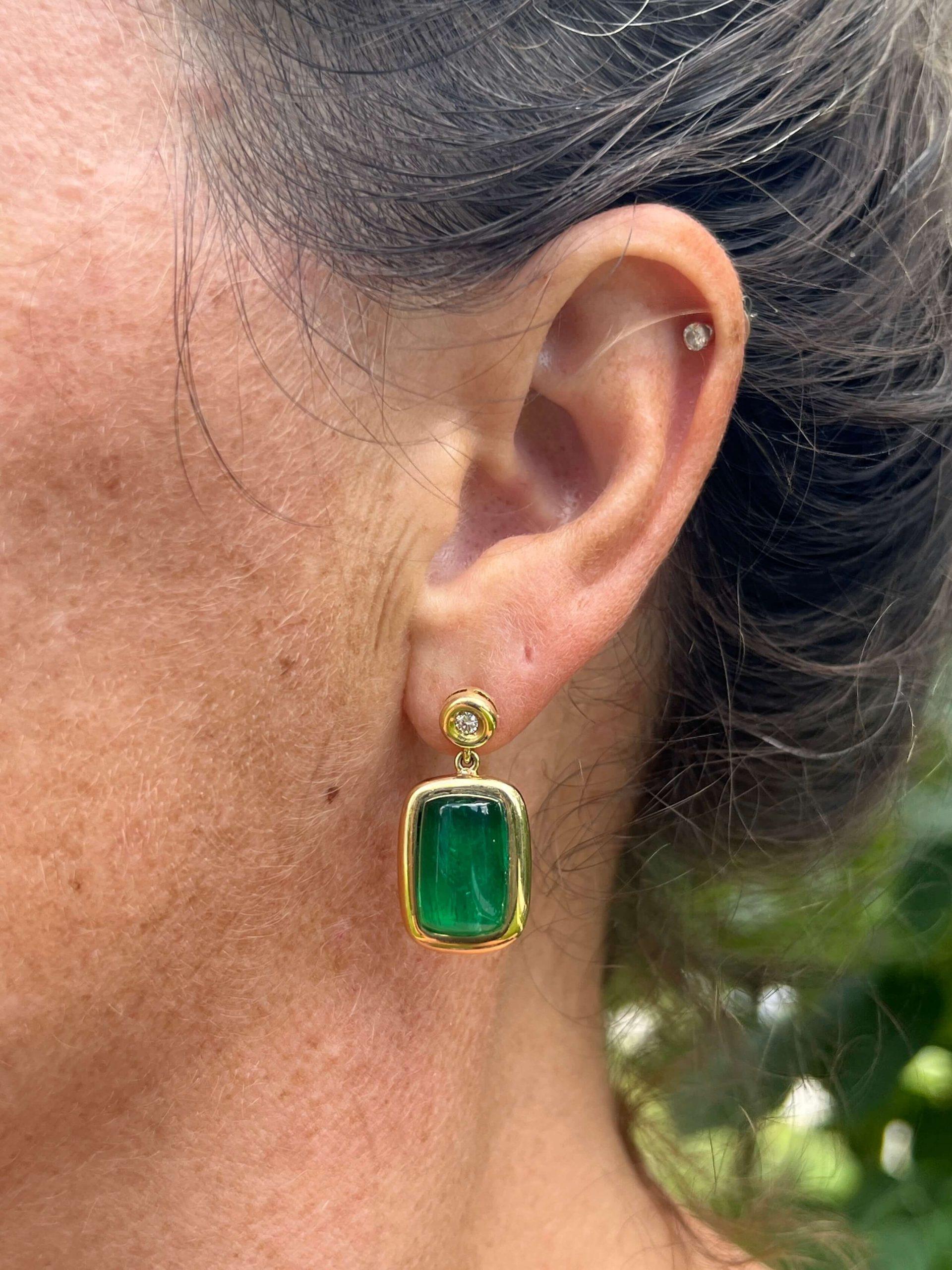 Estate 18K Yellow Gold 18.98ctw Cabochon Emerald & Diamond Drop Earrings