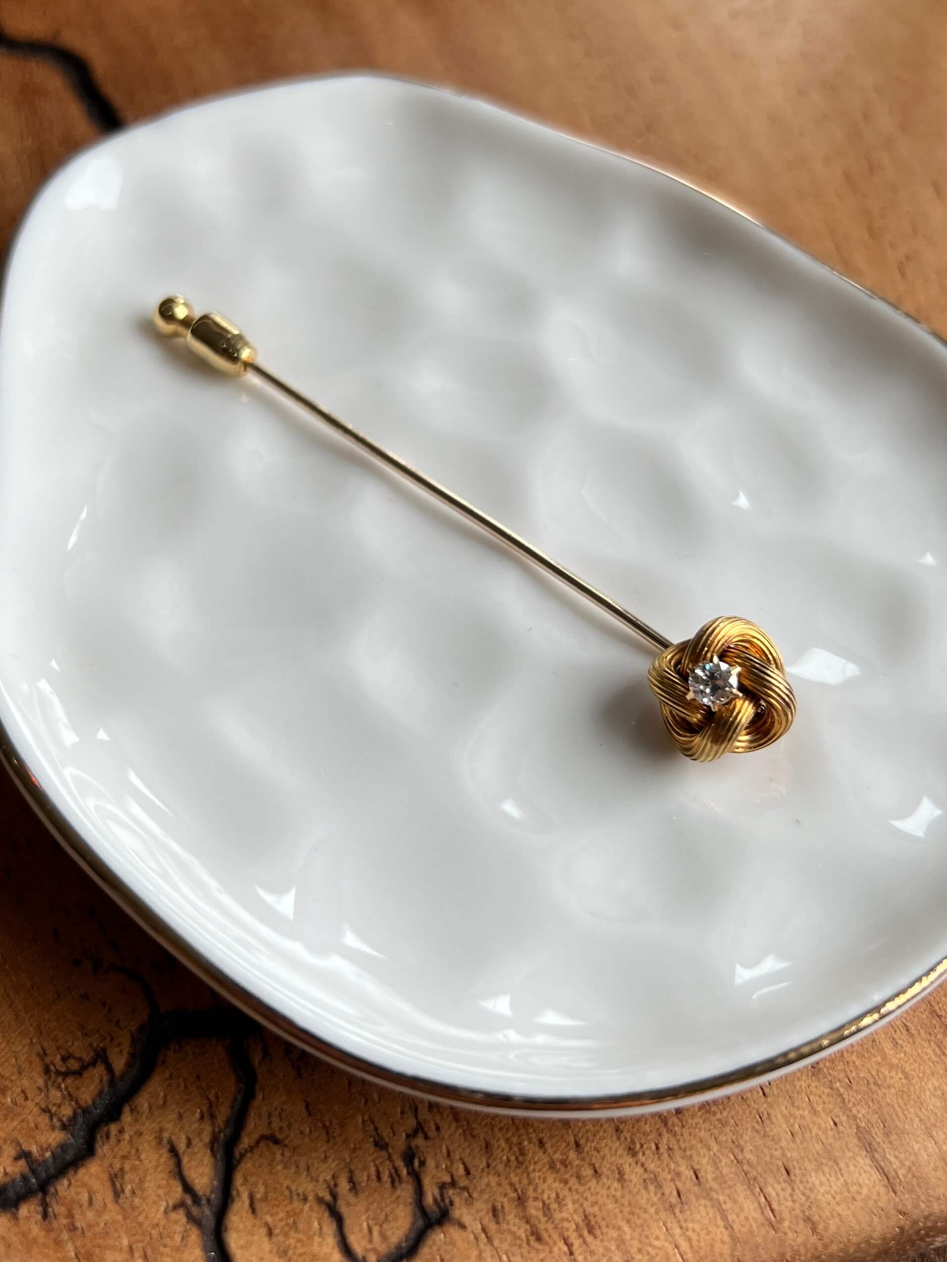 Estate 14K Yellow Gold Old European-Cut Diamond Love Knot Stick Pin