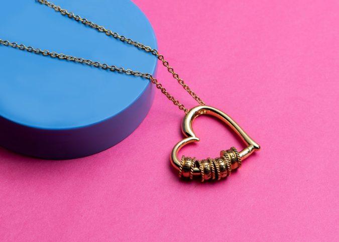 How to Create Your Dream Custom Pendant Necklace Online