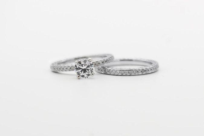 How to Rock a 3 Sided Pave Wedding Band Without Losing Your Diamonds